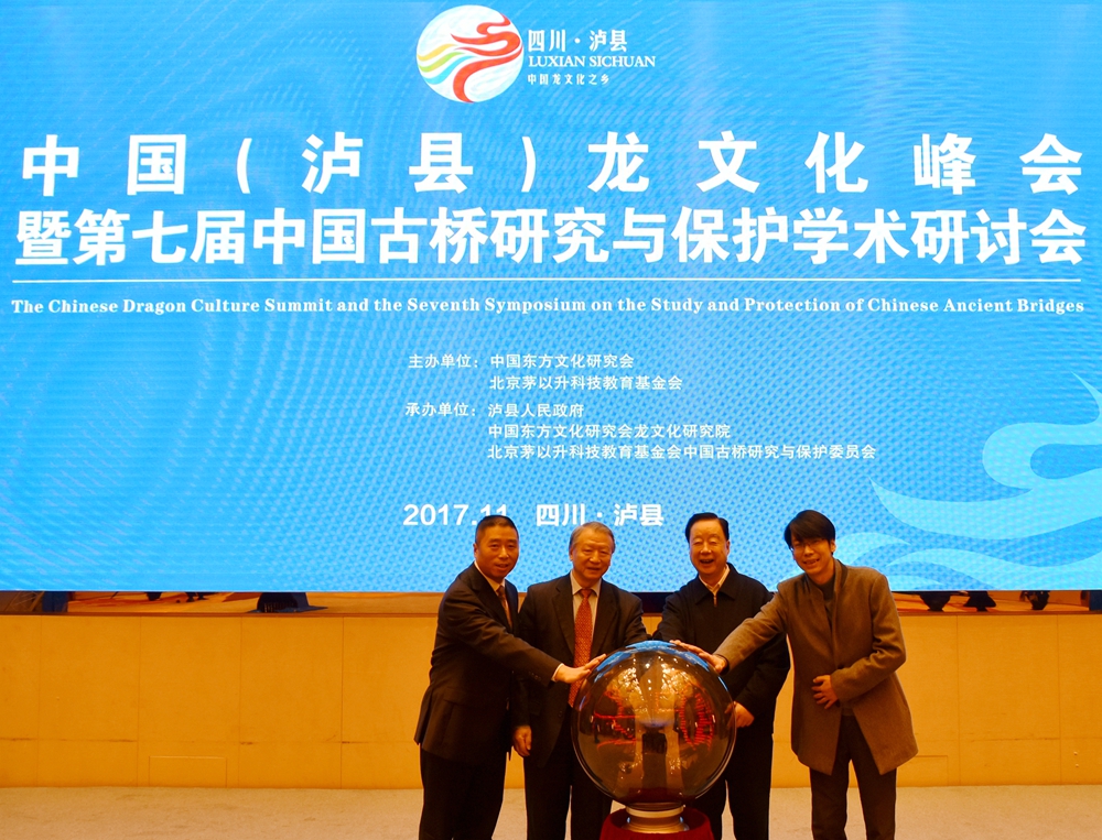 久久久精品国产亚洲成人满18免费网站