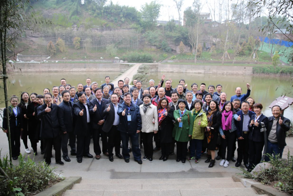 久久久精品国产亚洲成人满18免费网站