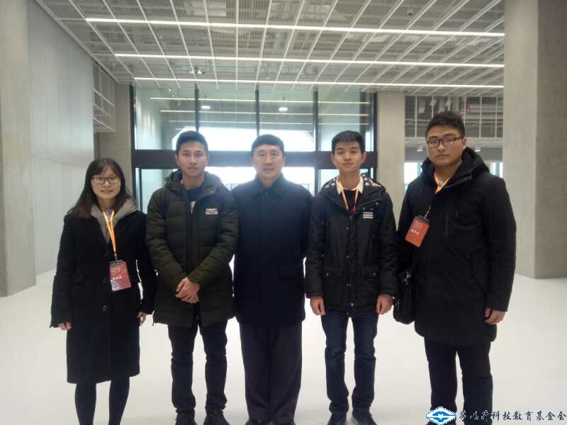 久久久精品国产亚洲成人满18免费网站