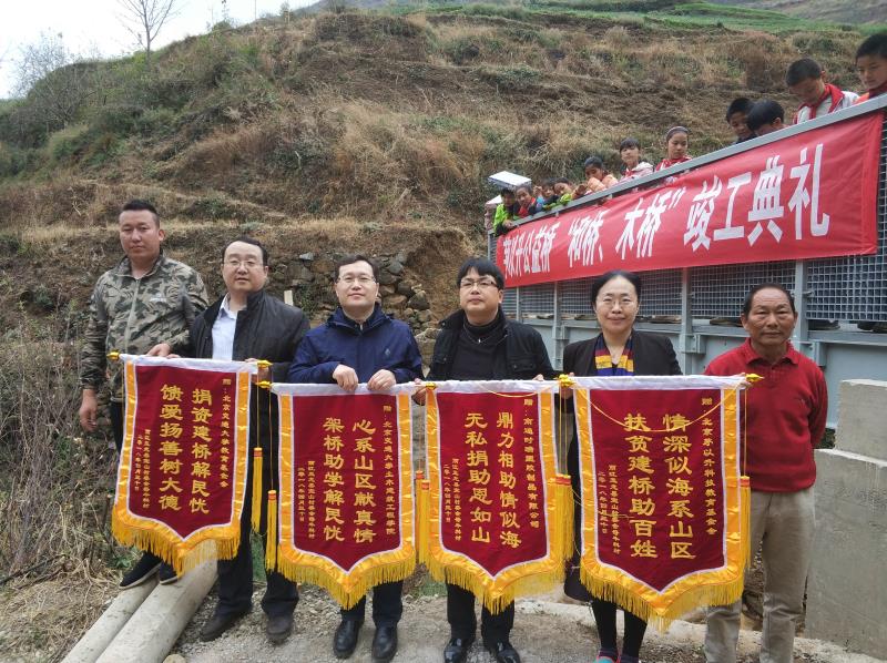 久久久精品国产亚洲成人满18免费网站