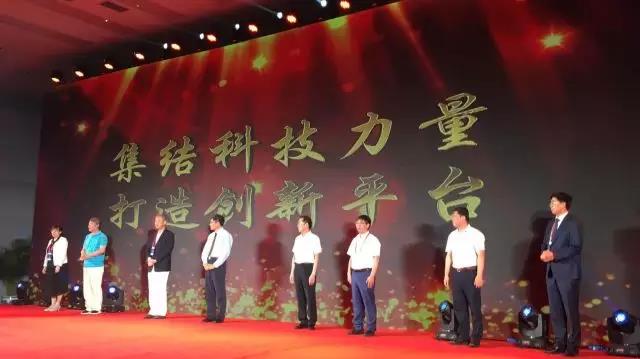 久久久精品国产亚洲成人满18免费网站