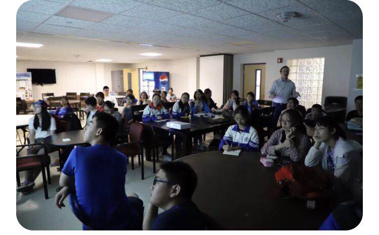 久久久精品国产亚洲成人满18免费网站