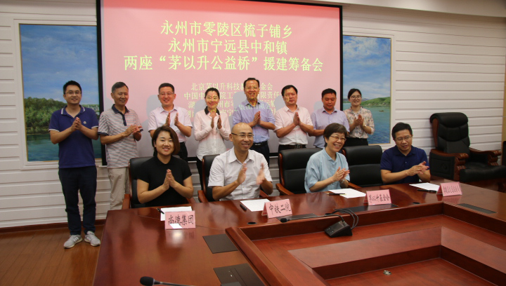 久久久精品国产亚洲成人满18免费网站