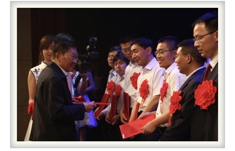 久久久精品国产亚洲成人满18免费网站