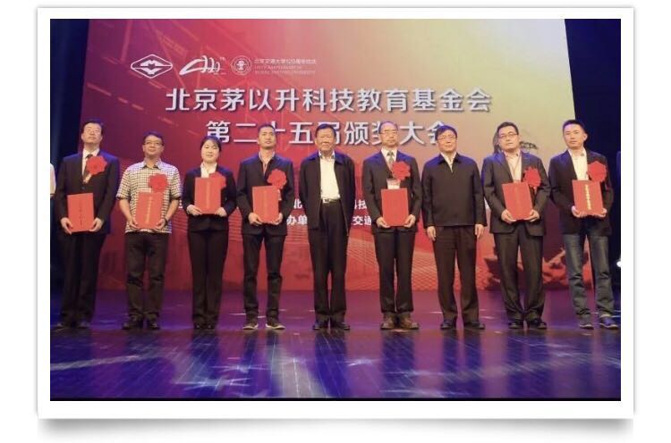 久久久精品国产亚洲成人满18免费网站