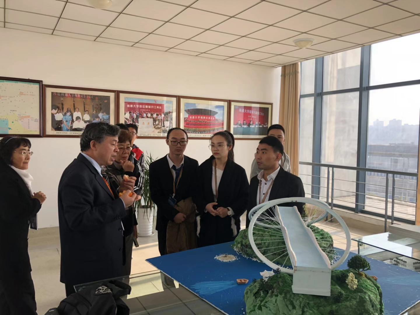 久久久精品国产亚洲成人满18免费网站